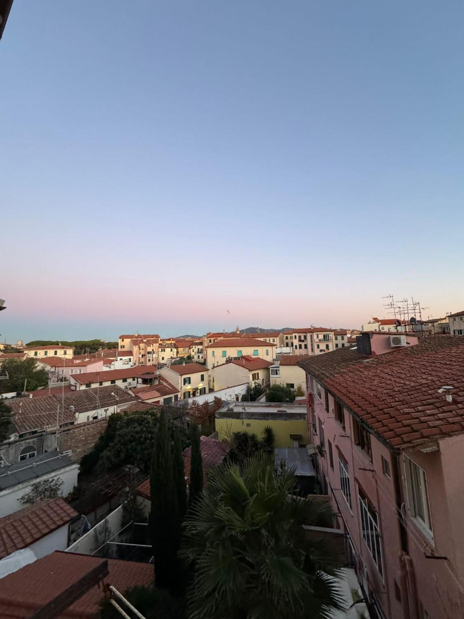 La Casina Di Maya Livorno Exterior foto